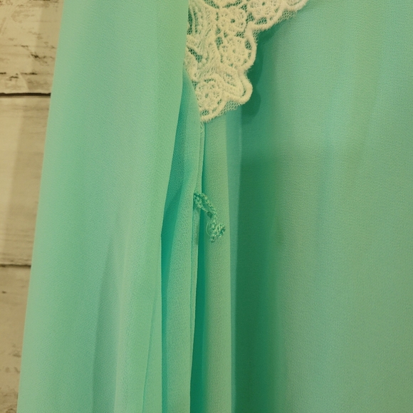 Amy Byer Girls Lace Back Flowy Chiffon Dress Missing Tie Size 8 - Picture 7 of 10